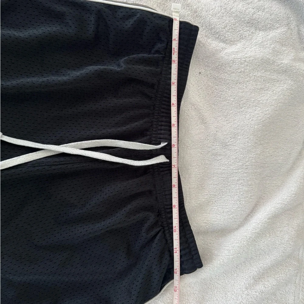 Nike Kids Athletic Shorts Black Mesh Basketball‎ Training Gym - size XS